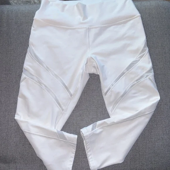 LULULEMON Wunder Under HR Crop 21” Mesh White Size 12 - Picture 9 of 10